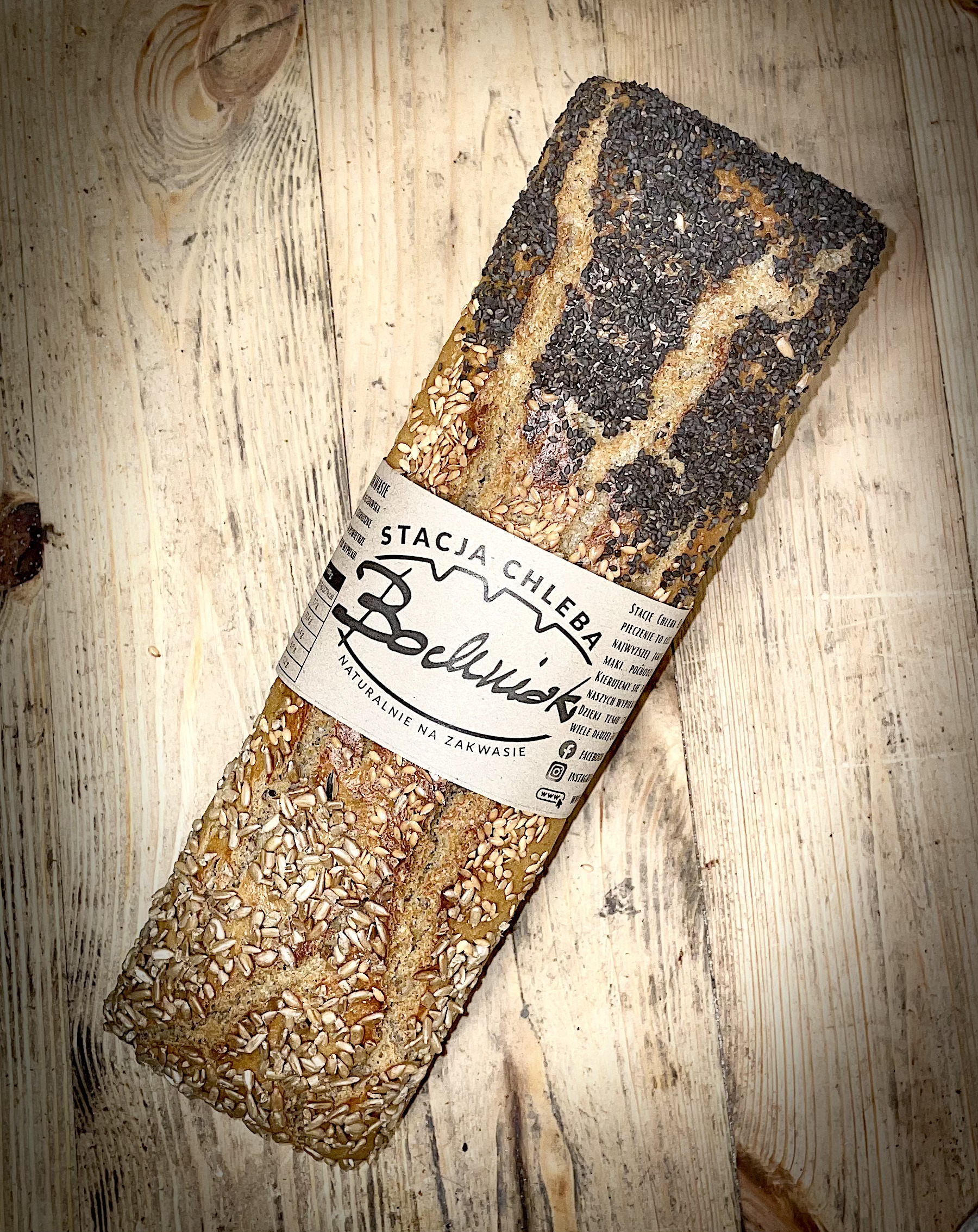 Chleb żytni na zakwasie z miksem ziaren